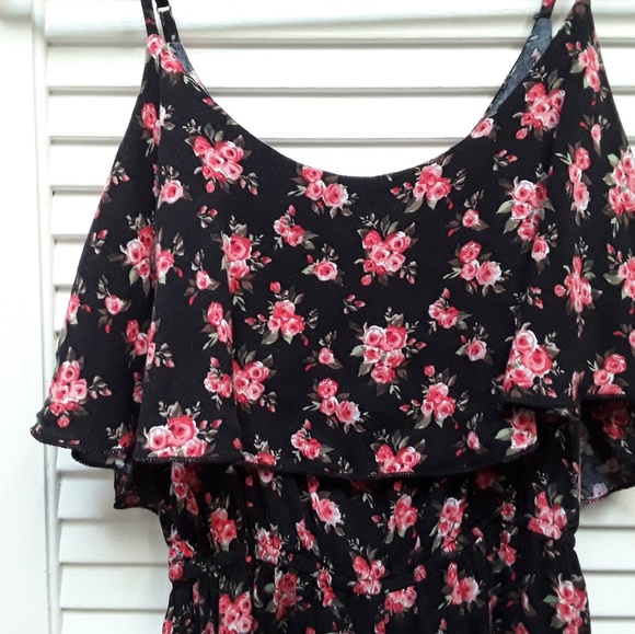 Material Girl Ruffle Romper Shorts Floral XS - Picture 4 of 8